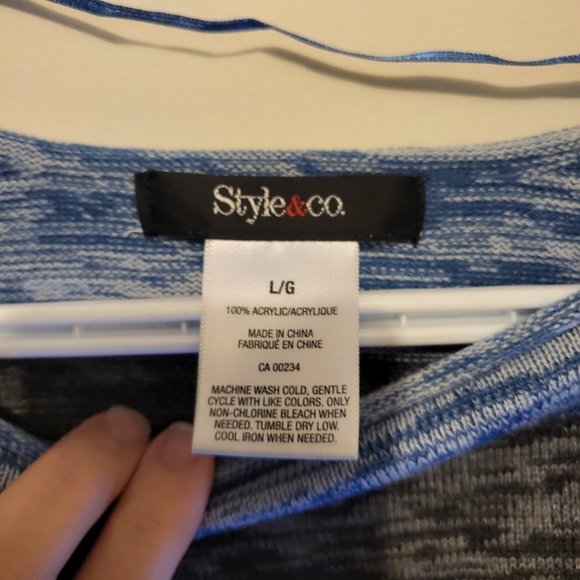 Style & Co sweater. Size Large.  Blues and greys. - Picture 3 of 4